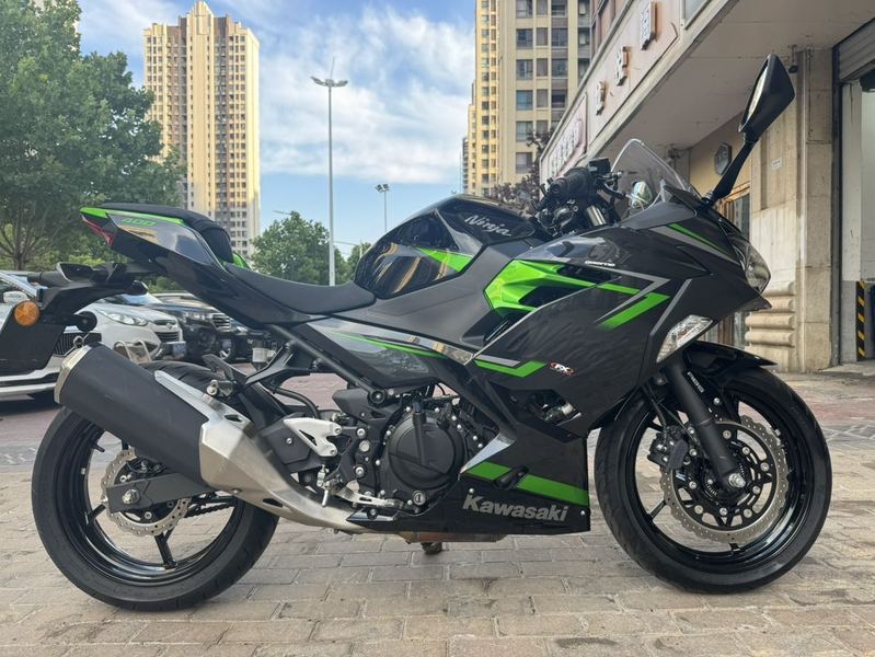 二手川崎Ninja 400