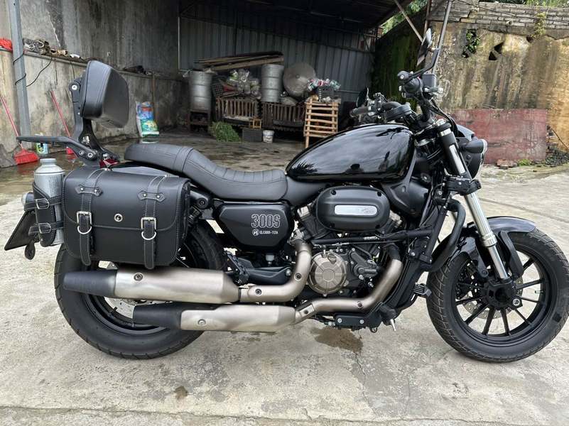 二手QJMOTOR闪300