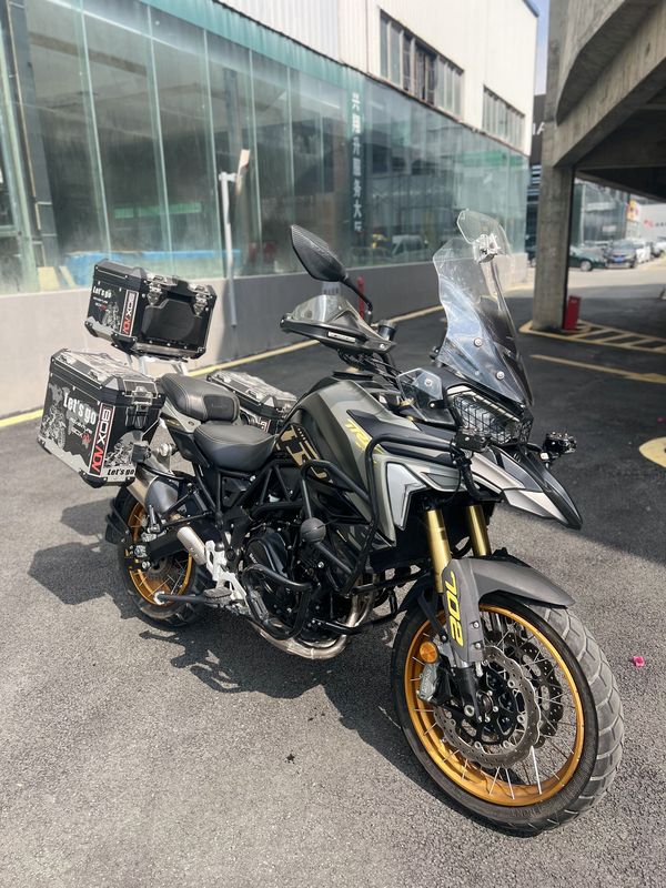 二手贝纳利TRK702