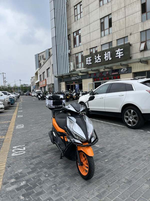 二手五羊本田NX125