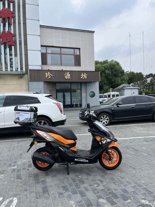 二手五羊本田NX125