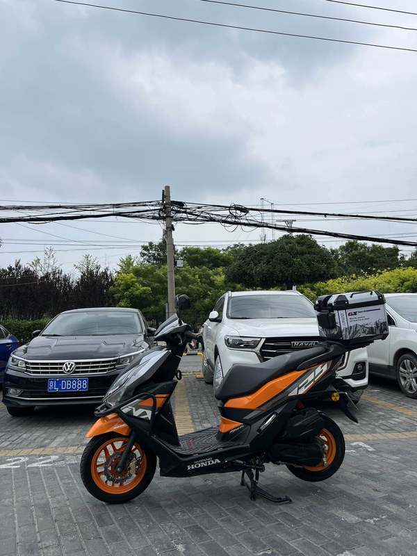 二手五羊本田NX125