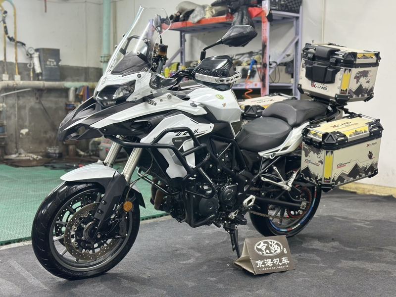 二手贝纳利金鹏 TRK502