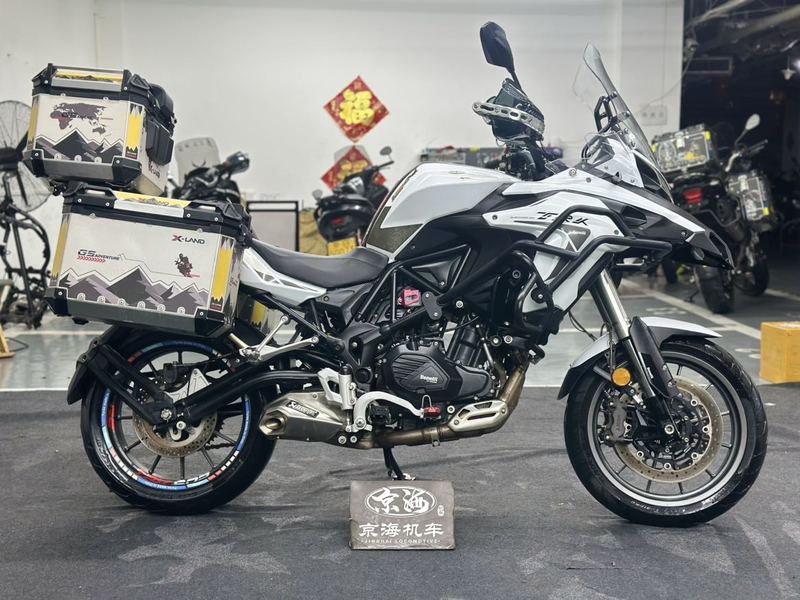 二手贝纳利金鹏 TRK502