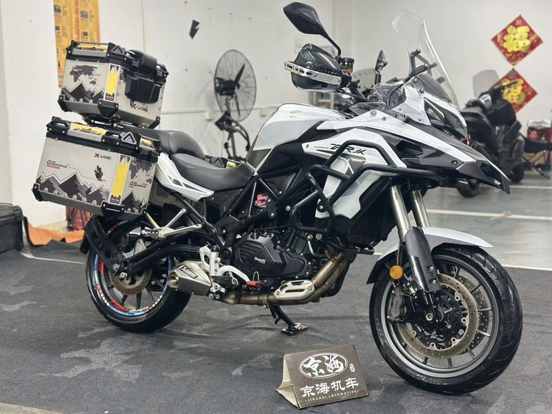 二手贝纳利金鹏 TRK502