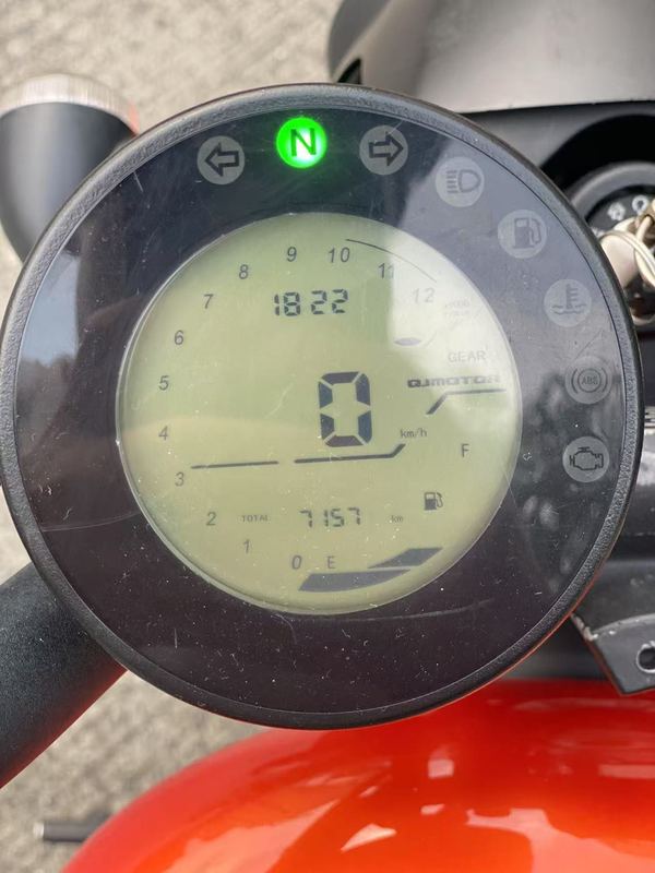 二手QJMOTOR闪300