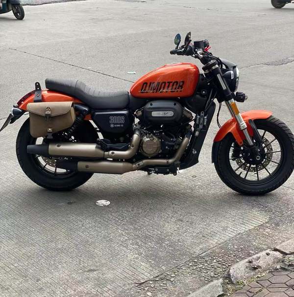 二手QJMOTOR闪300