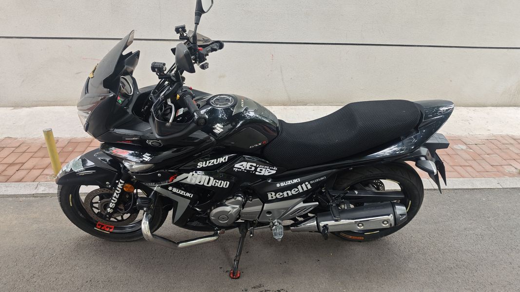 二手豪爵铃木骊驰 GW 250F