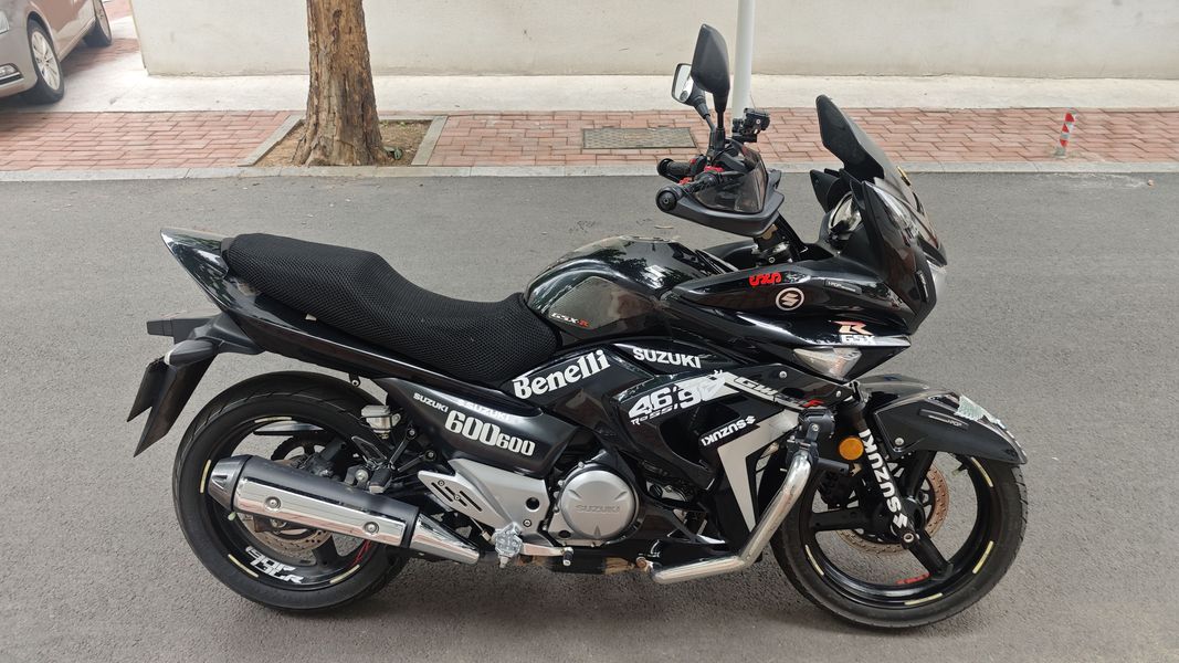 二手豪爵铃木骊驰 GW 250F