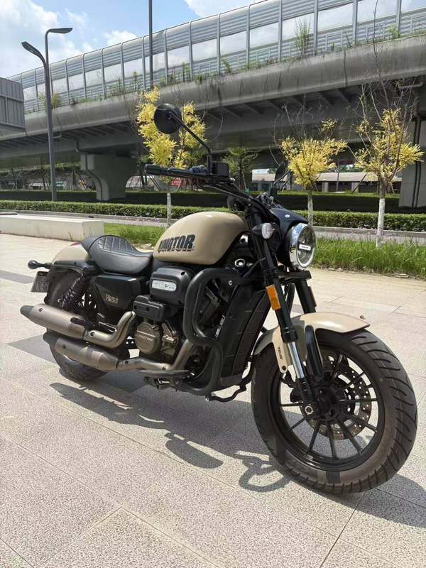 二手QJMOTOR闪300