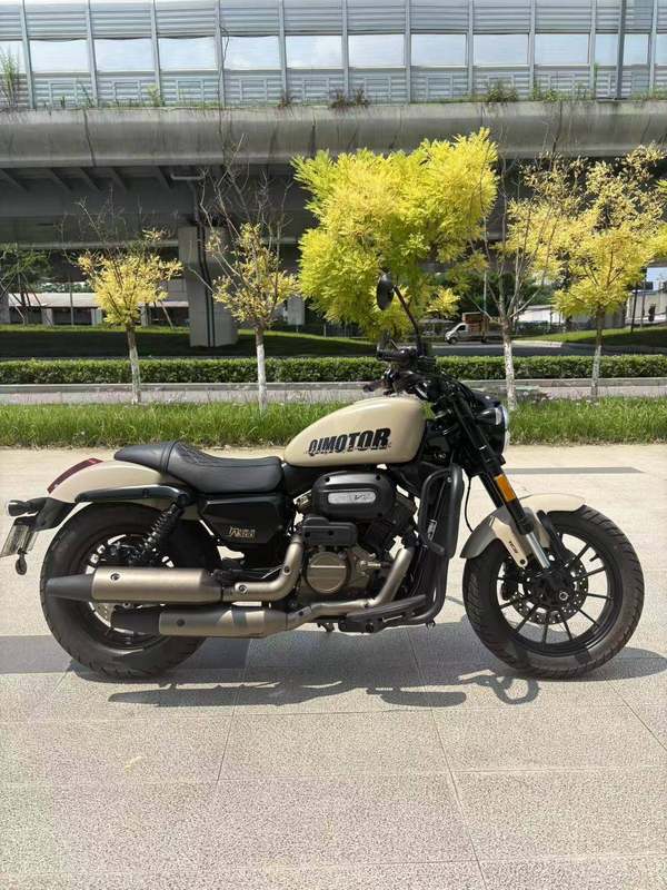 二手QJMOTOR闪300