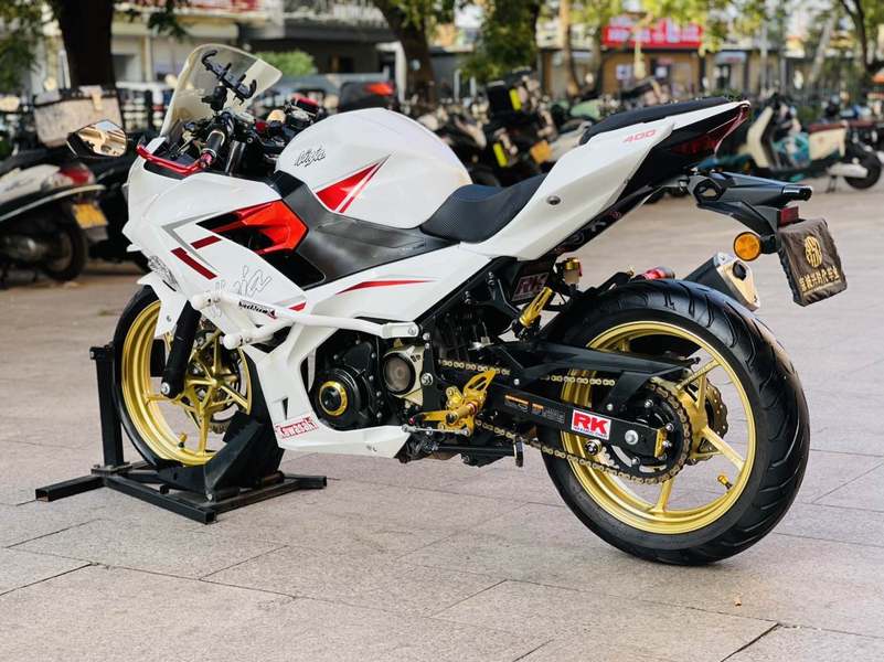 二手川崎Ninja 400