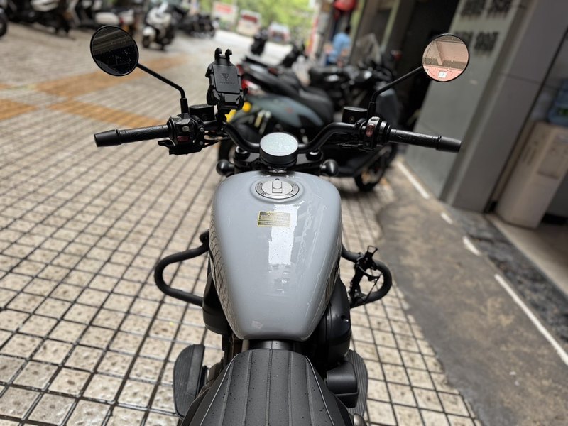 二手QJMOTOR闪300