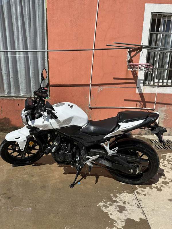 二手本田CB400F