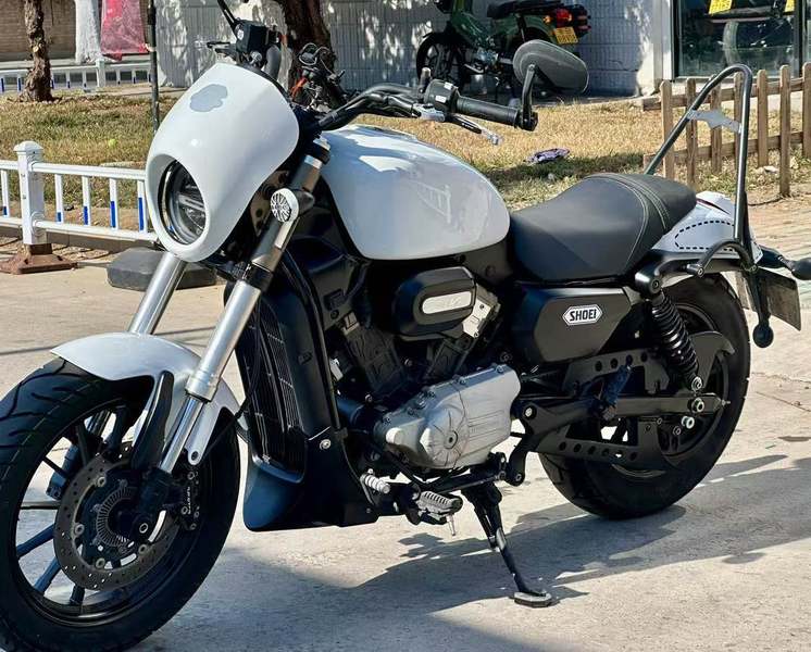 二手QJMOTOR闪300