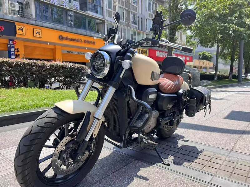二手QJMOTOR闪300