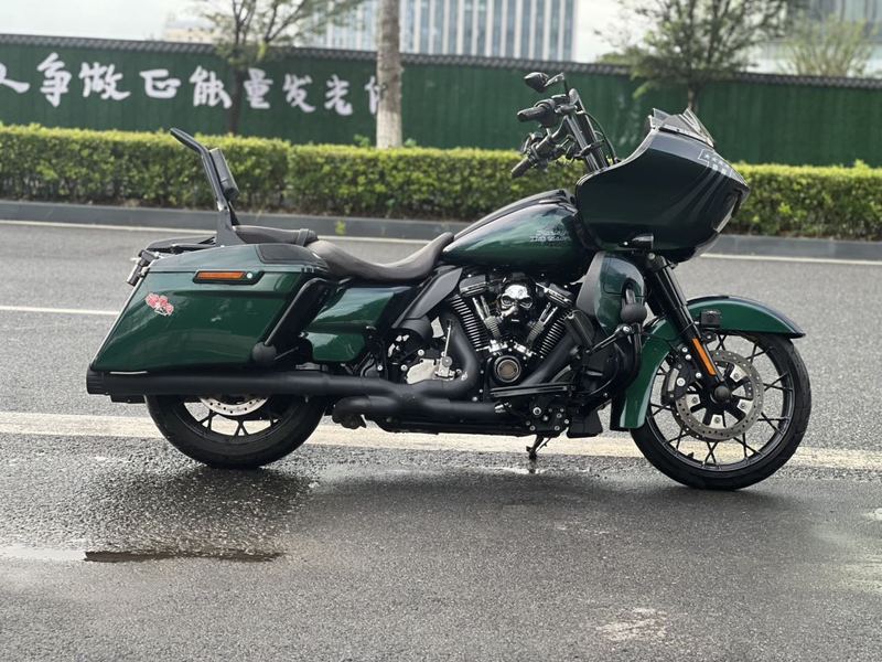 二手哈雷戴维森公路滑翔 Road Glide