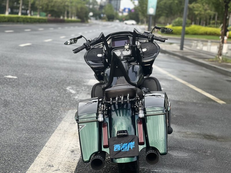 二手哈雷戴维森公路滑翔 Road Glide