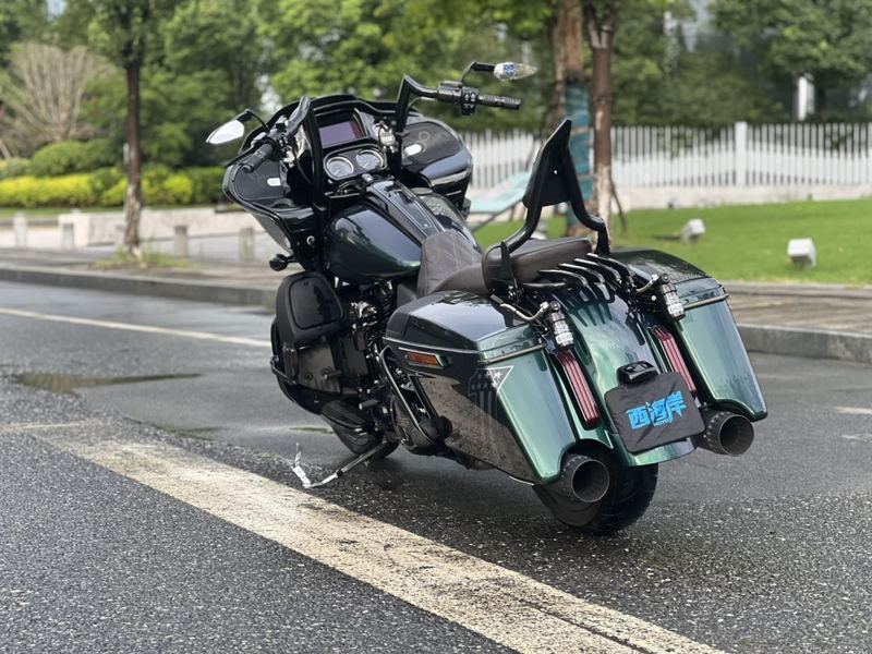 二手哈雷戴维森公路滑翔 Road Glide