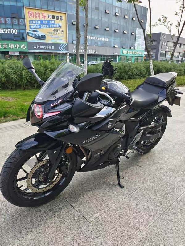 二手豪爵铃木GSX250R