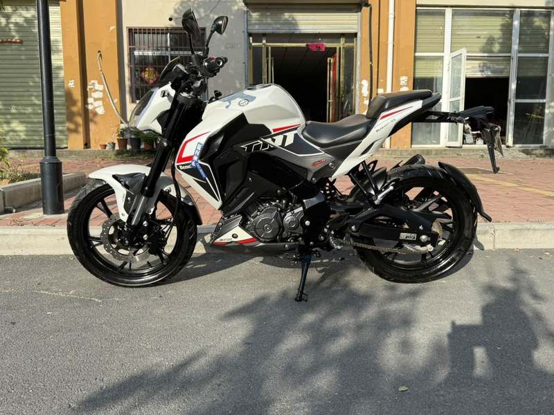 二手贝纳利小迅龙 BN150S