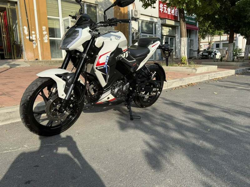 二手贝纳利小迅龙 BN150S