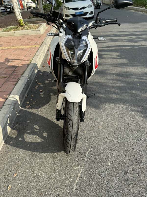 二手贝纳利小迅龙 BN150S