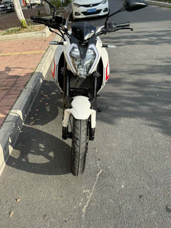 二手贝纳利小迅龙 BN150S