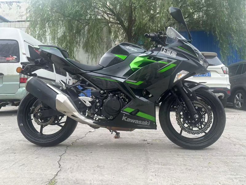 二手川崎Ninja 400