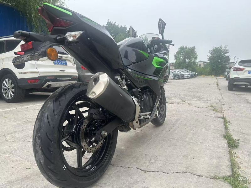 二手川崎Ninja 400