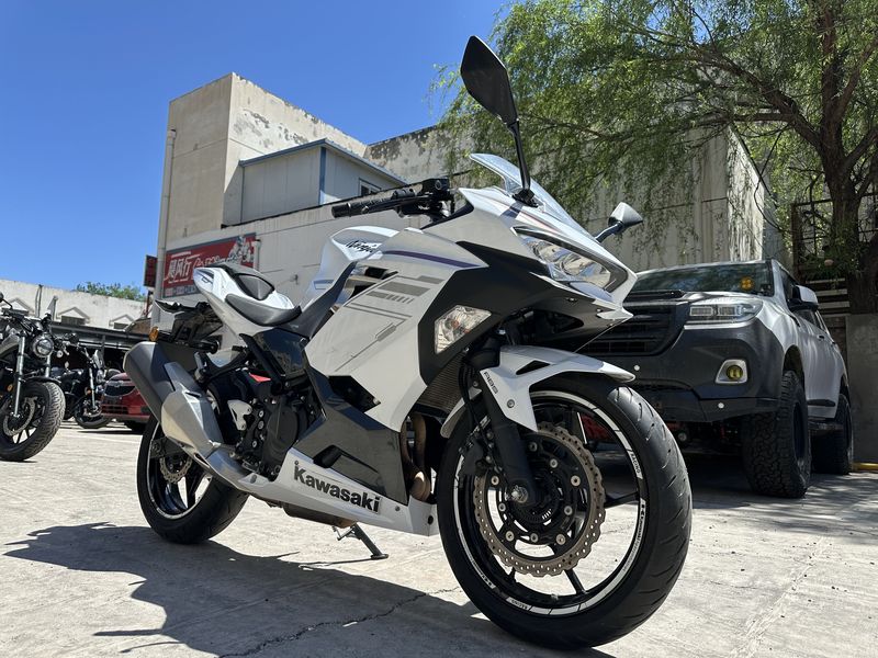 二手川崎Ninja 400