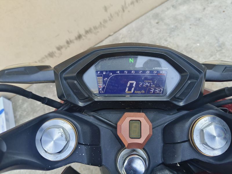 二手五羊本田CB190R 暴锋眼
