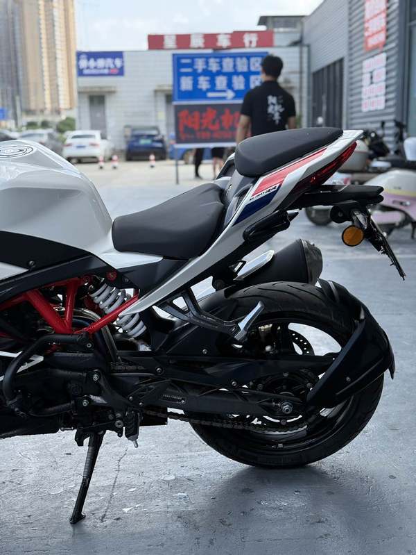 二手宝马G 310 RR