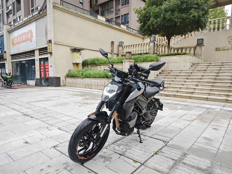 二手春风250NK