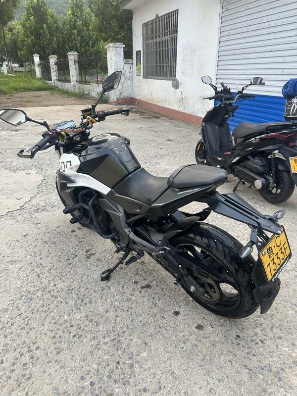 二手春风400NK