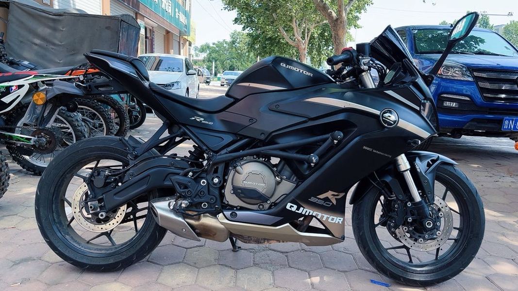 二手QJMOTOR赛350
