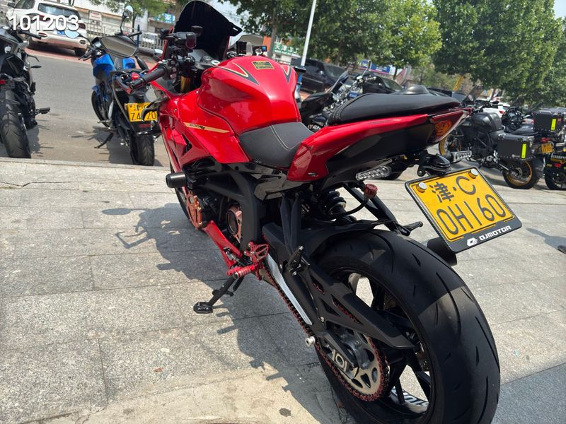 二手QJMOTOR赛600