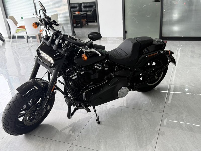 二手哈雷戴维森肥霸 Fat Bob
