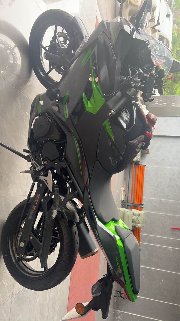 二手川崎Ninja 400