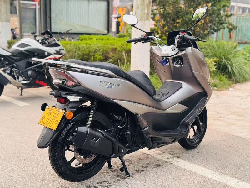 二手豪爵UHR150