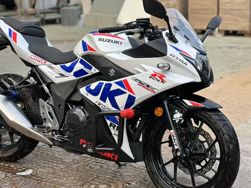 二手豪爵铃木GSX250R