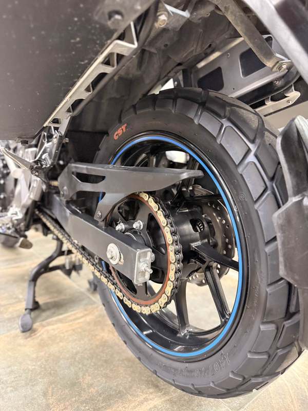 二手豪爵铃木DL250