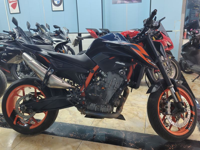 二手KTMR2R890 Duke