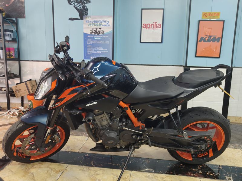 二手KTMR2R890 Duke