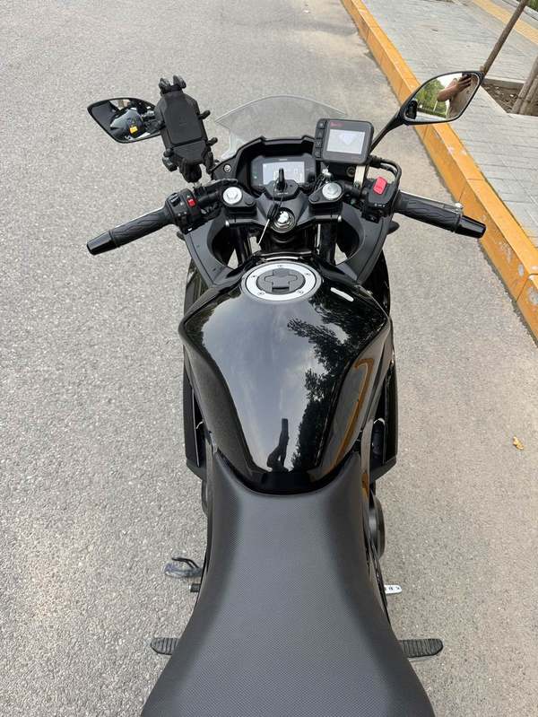 二手豪爵铃木GSX250R