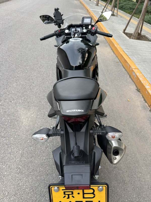 二手豪爵铃木GSX250R