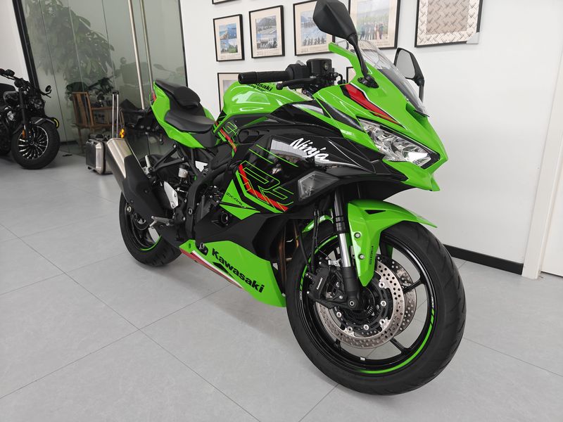 二手川崎ZX-4R