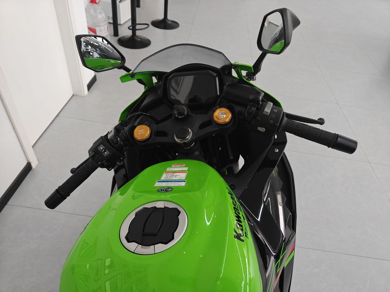 二手川崎ZX-4R