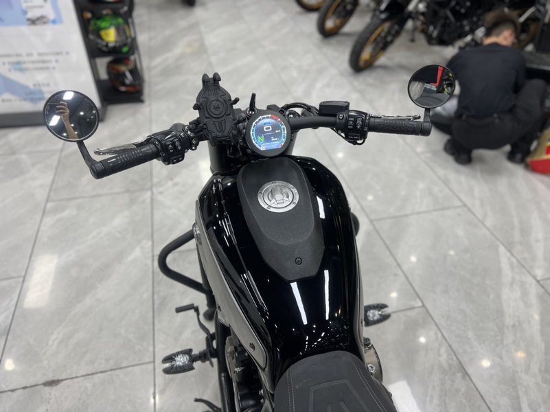 二手QJMOTOR闪600