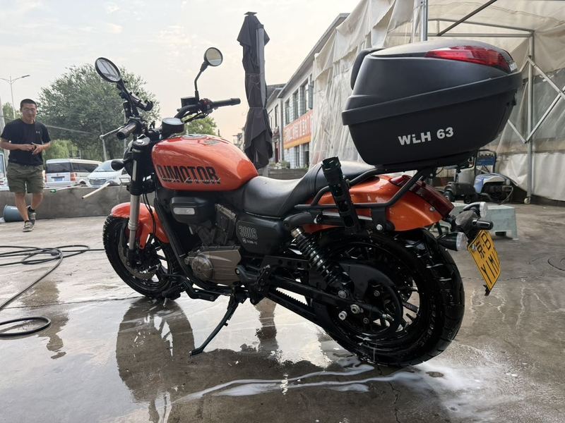 二手QJMOTOR闪300